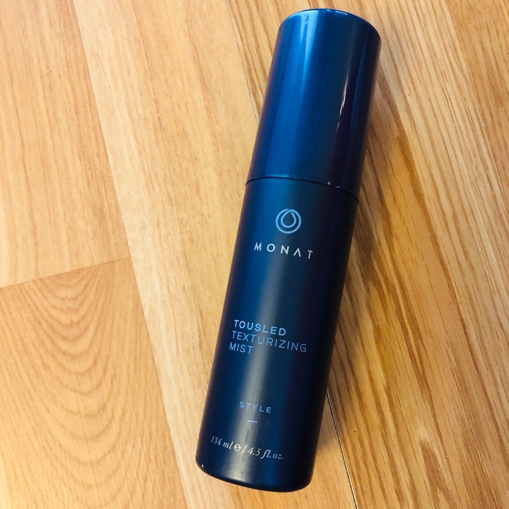 Monat Tousled Texturizing Mist